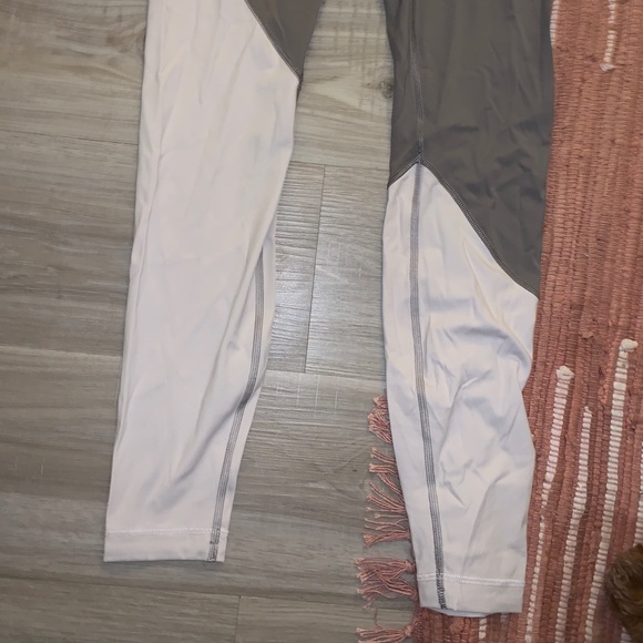 Lululemon Speed Wunder Tight Asym - Picture 5 of 5